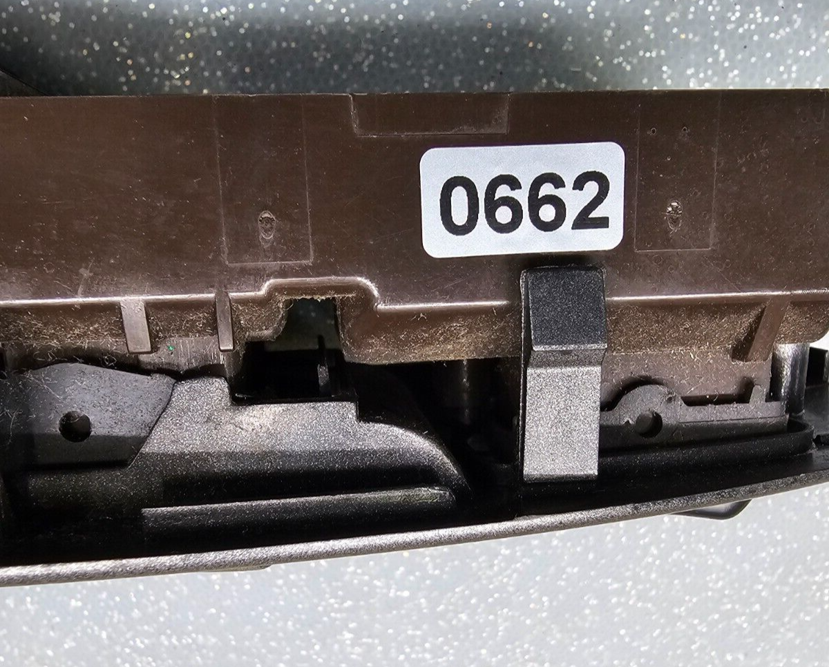 🔥03-09 PONTIAC VIBE LEFT DRIVER MASTER POWER WINDOW DOOR LOCK SWITCH SILVER
