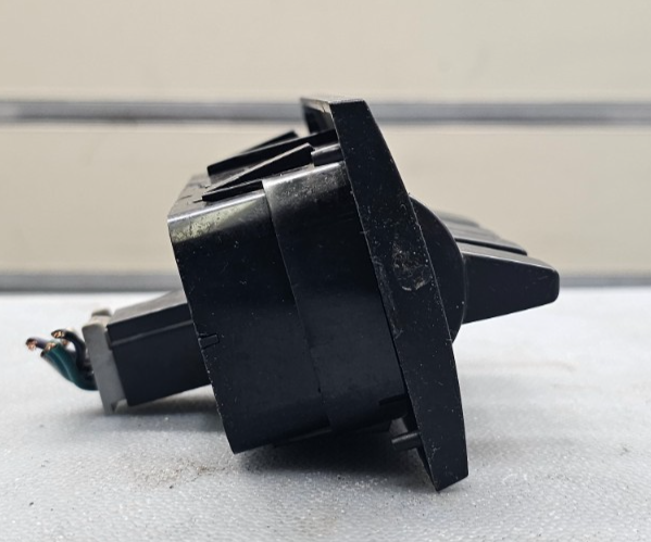 🔥08-10 Ford F250 F350 SuperDuty AUX Dash Toggle Switch Auxiliary Uplifter Black