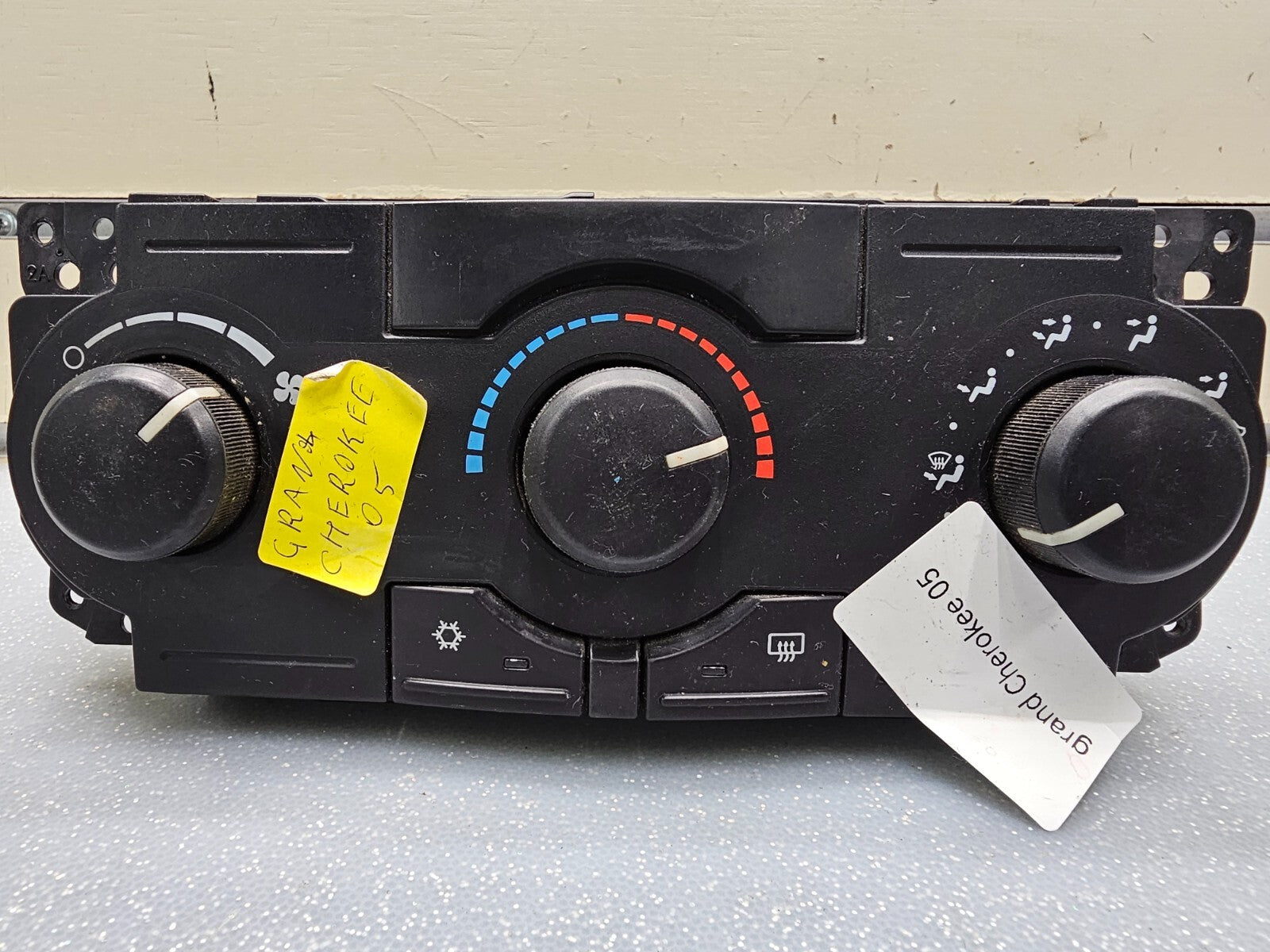 🔥05-07 Grand Cherokee Commander Dash AC Heater Temperature Climate Control Unit