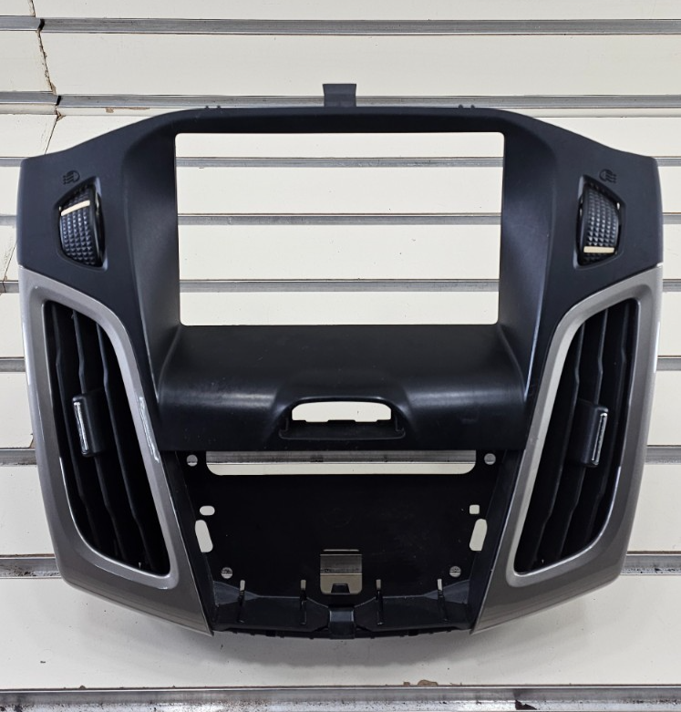 🔥12-14 FORD FOCUS CENTER DASH RADIO DISPLAY PANEL STEREO BEZEL TRIM BLACK OEM