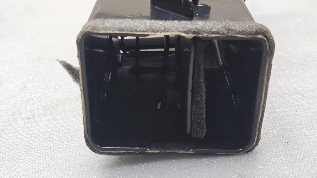 11-20 GRAND CARAVAN TOWN&COUNTRY DASH LEFT DRIVER AC AIR VENT HEATER PANEL BLACK