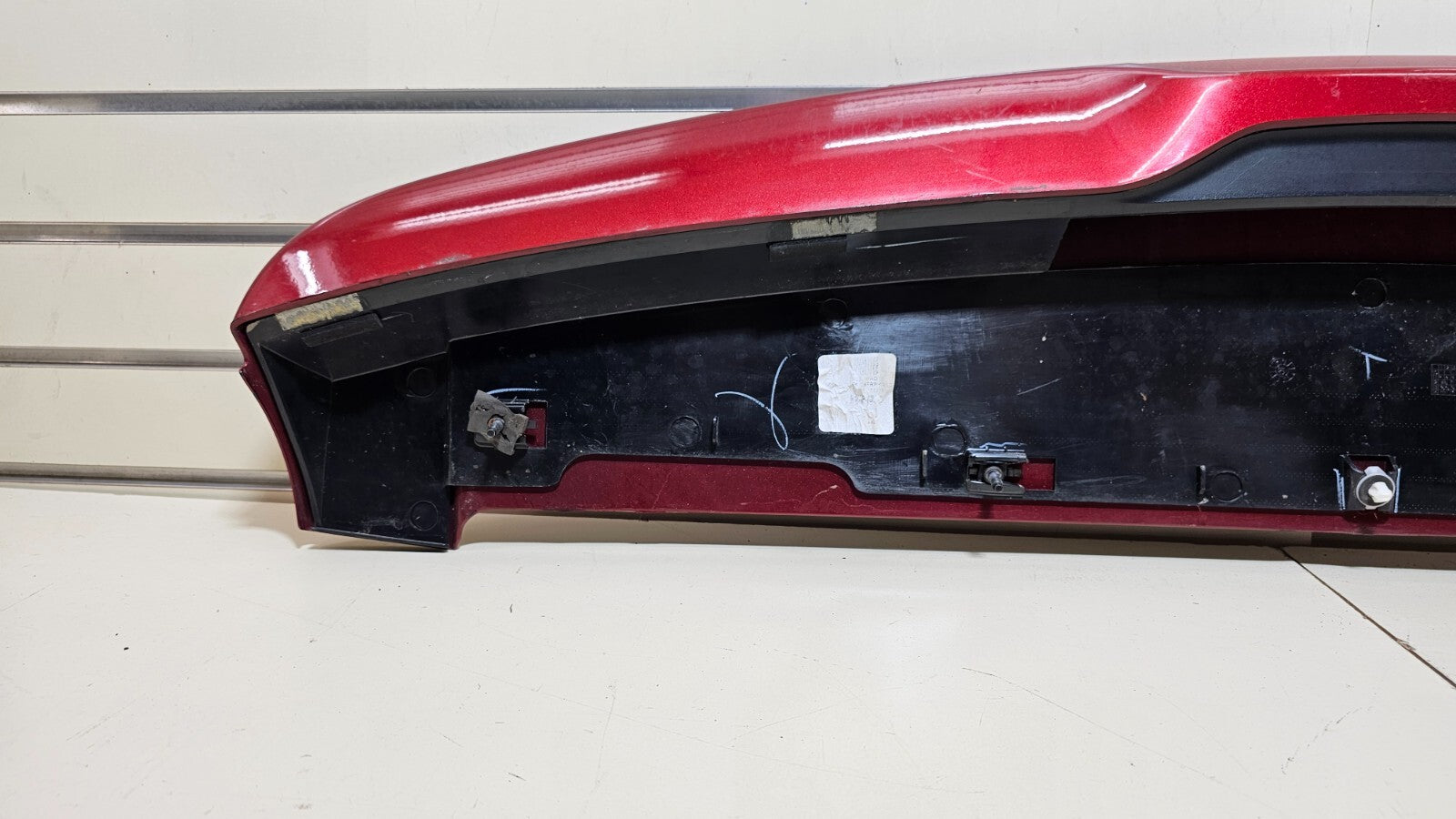 🔥11-17 Compass Upper Lift Tail Gate Hatch Spoiler Third Brake Light Wing Red