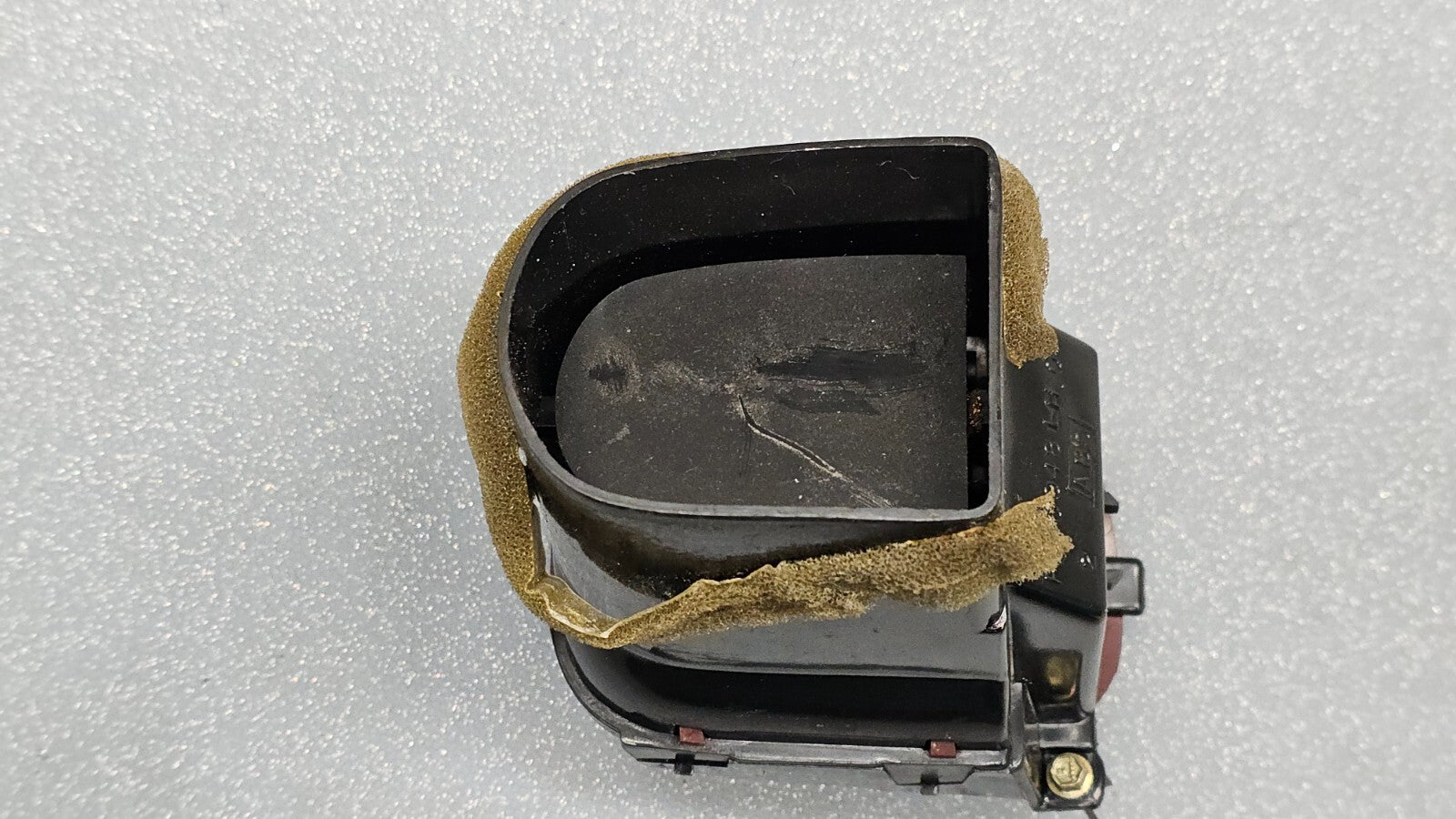 97-03 Ford F150 Expedition Center Dash Left Driver AC Air Vent Filter Heater Red