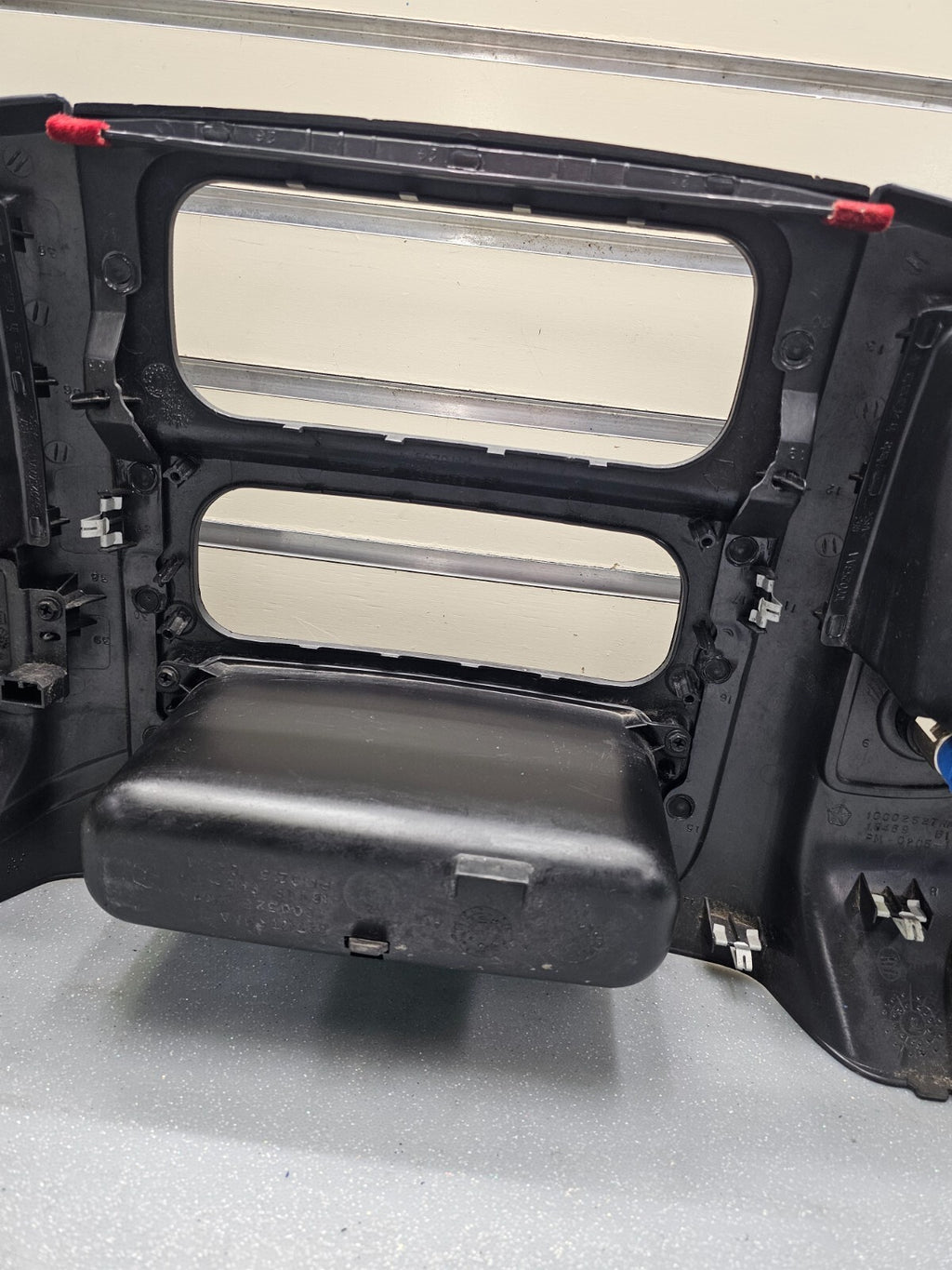 🔥02-05 Dodge RAM Dash RADIO SUUROUND Bezel Climate Trim Panel Storage Black B10