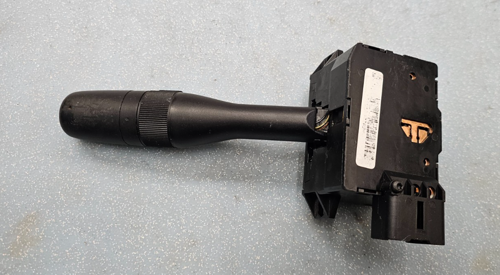 🔥2004-2008 PACIFICA/JEEP GRAND CHEROKEE  WINDSHIELD WIPER SWITCH USED OEM WS300