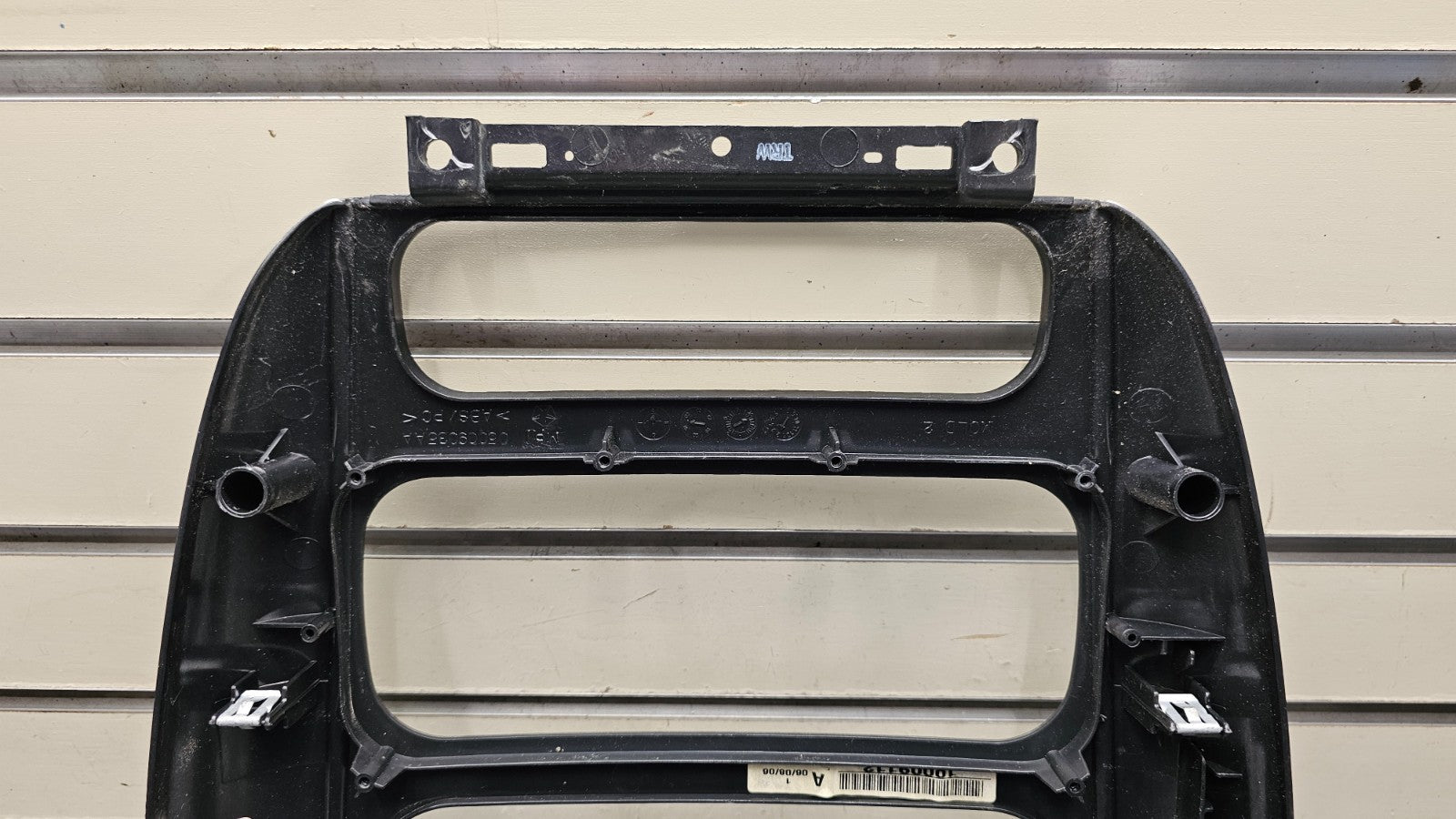 🔥01-07 Caravan Town Country Dash Radio Stereo Climate Panel Bezel Black/Silver
