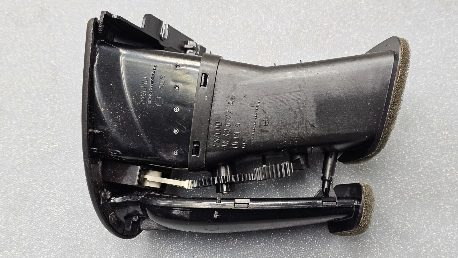🔥02-08 Jaguar X-Type Dash Center LEFT DRIVER Outer AC A/C Air Vent Heater Panel