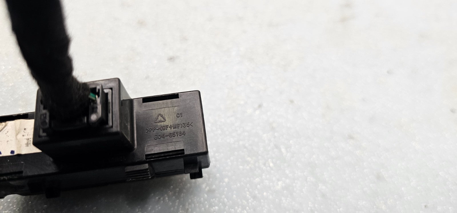 🔥07-14 Chevy Tahoe Sierra Silverado Dash Fuel Distance Information Switch Black