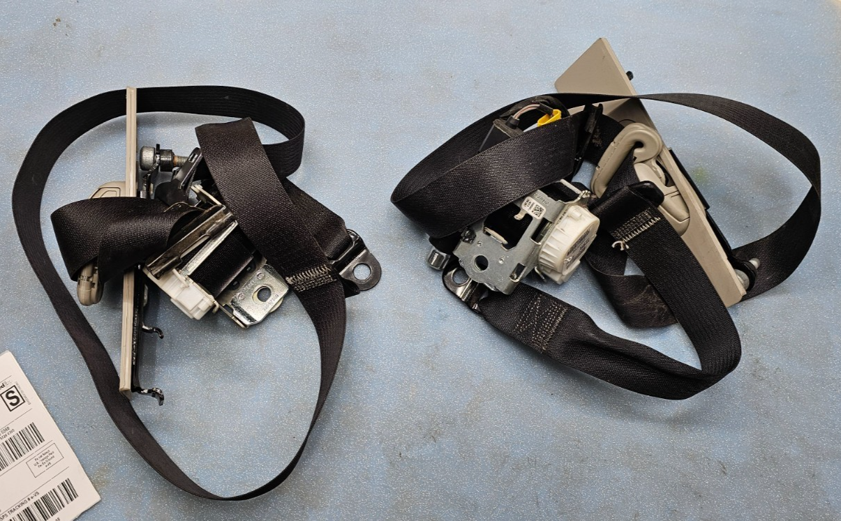 🔥11-16 Grand Caravan Town Country RIGHT/LEFT Seat Belt Retractor Assembly OEM