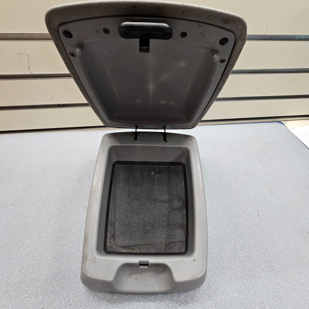 🔥04-09 Sorento Center Console Leather Armrest Lid Top Pad Storage Assembly Gray
