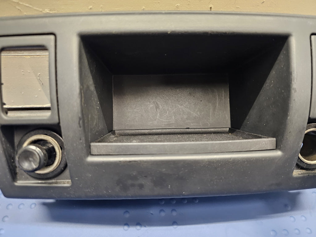 99-04 GRAND CHEROKEE Dash Bezel Lower ASHTRAY Coin Tray Heat seat switch BLACK